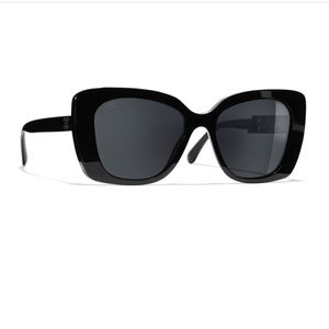 Chanel Sunglasses New In Box